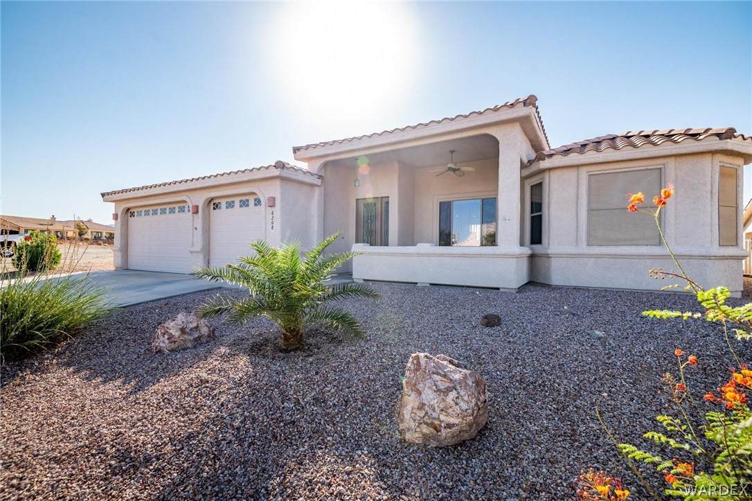 6208 Vista Laguna Drive - Photo 1
