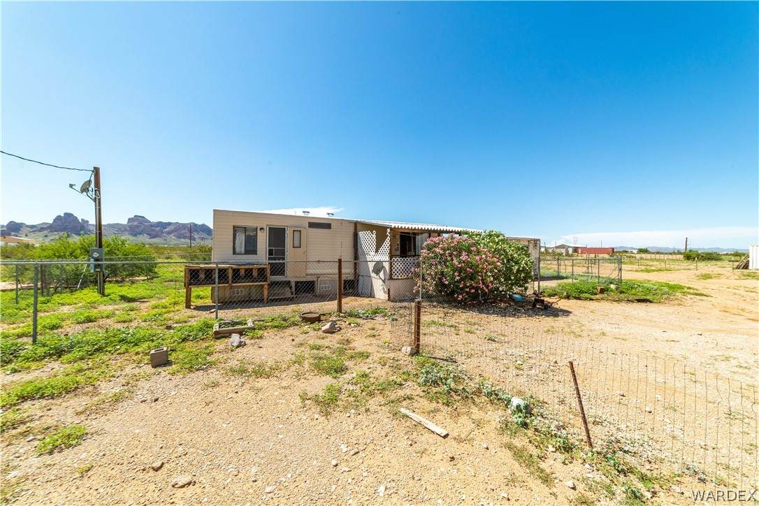 2401 Cibola Road - Photo 1
