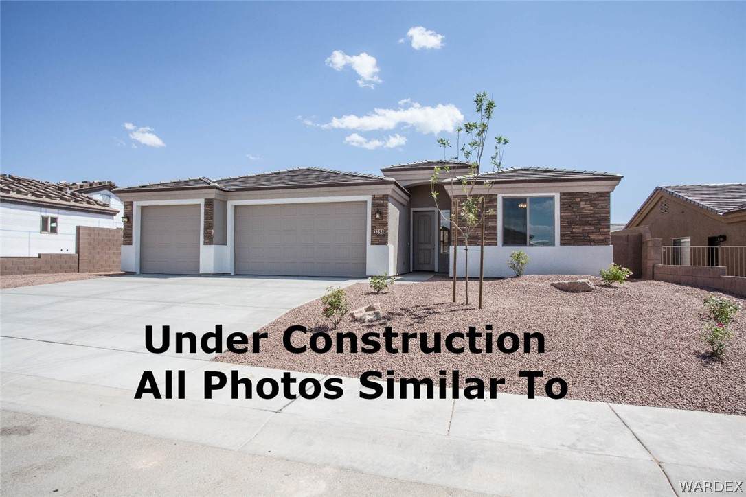 5480 Roadrunner Avenue - Photo 1