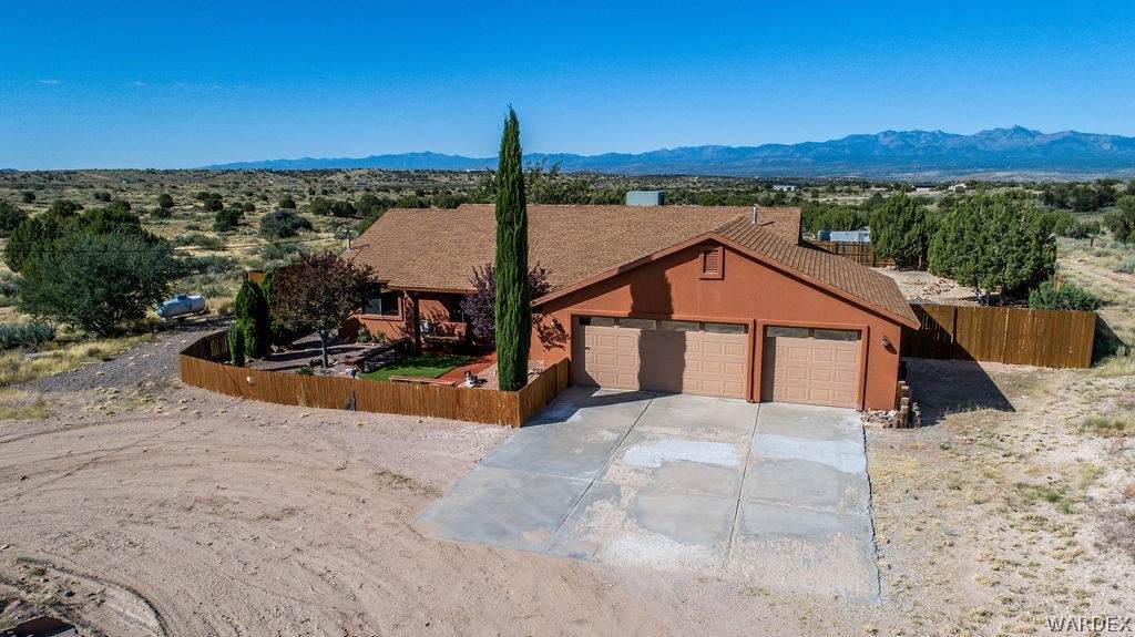 1005 Lance Road - Photo 1