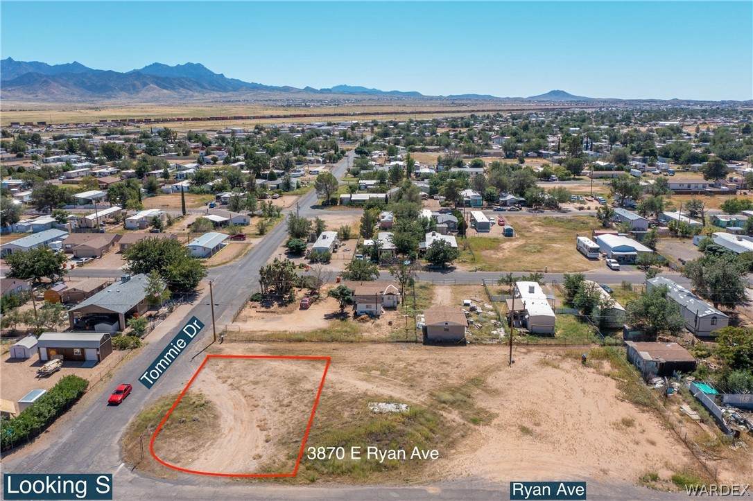 3870 Ryan Avenue - Photo 1