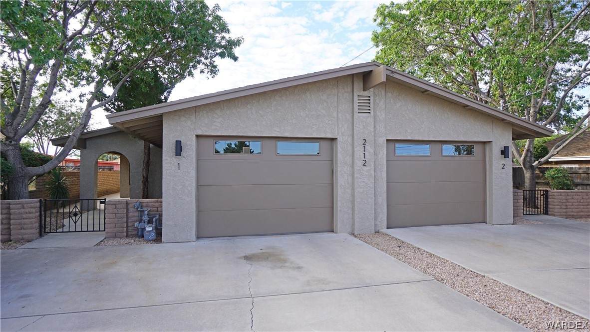 2112 Florence Avenue - Photo 1