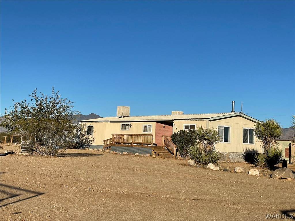 5554 Davis Road - Photo 1