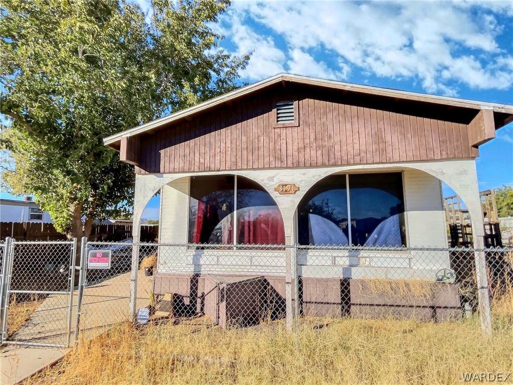 3191 Potter Avenue - Photo 1