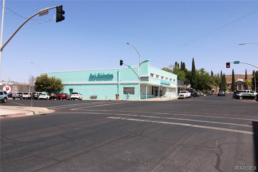 201 4th Street - Photo 1