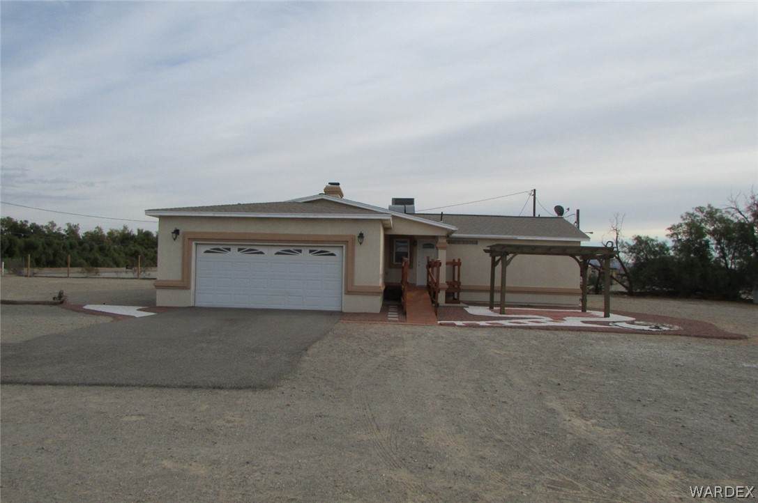 1740 Hammer Lane - Photo 1