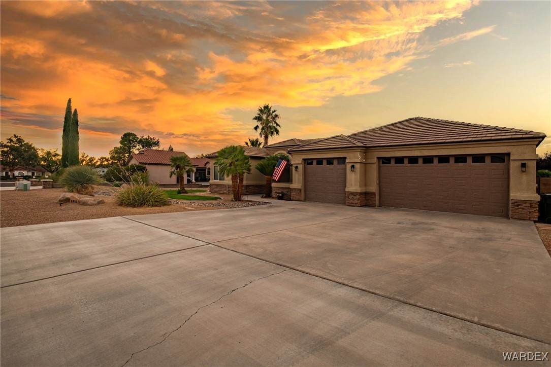 2581 Yavapai Circle - Photo 1