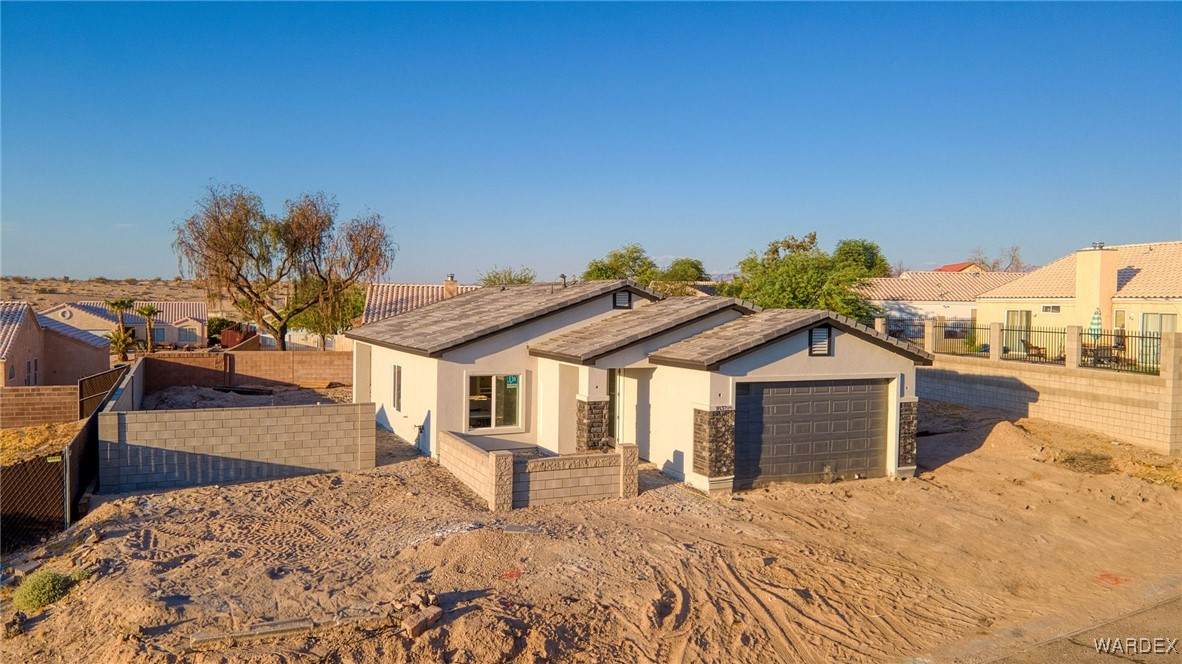 1833 Calle Agrada Drive - Photo 1
