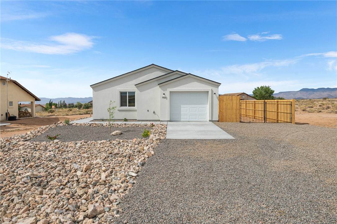 7521 Sugarloaf Street - Photo 1