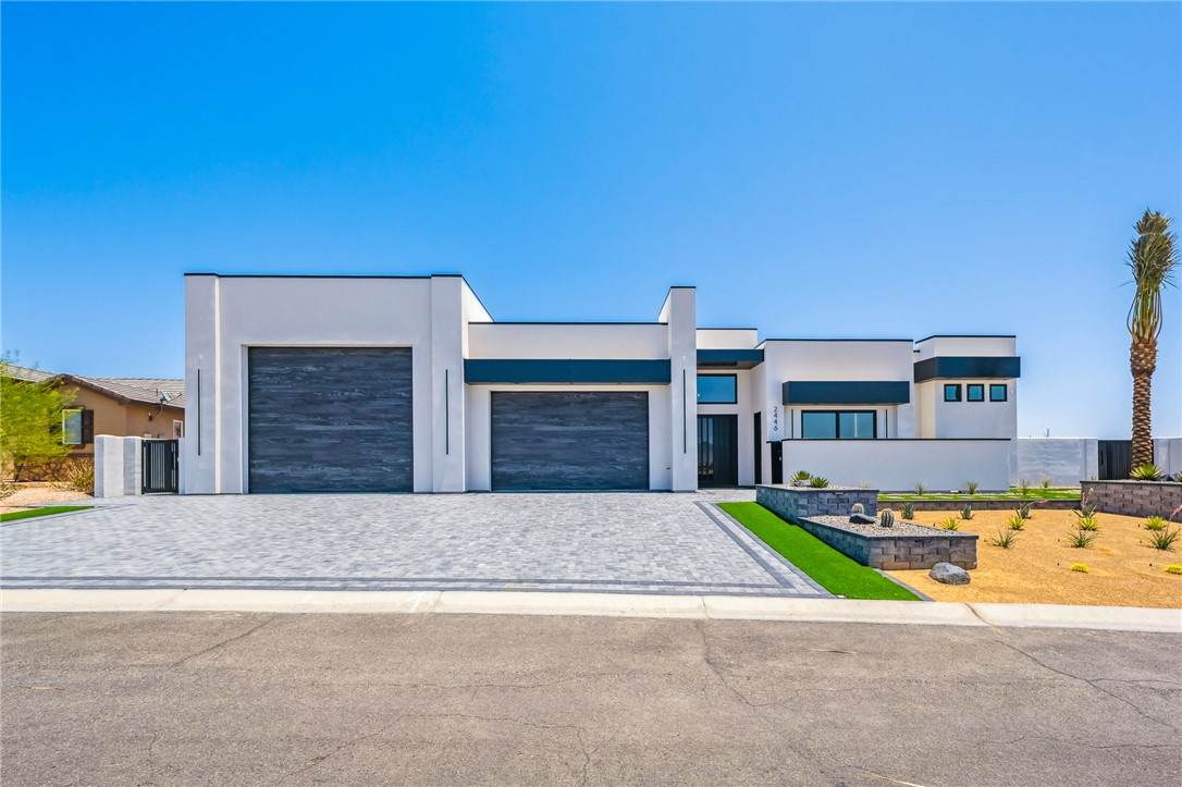 2446 La Mancha - Photo 1