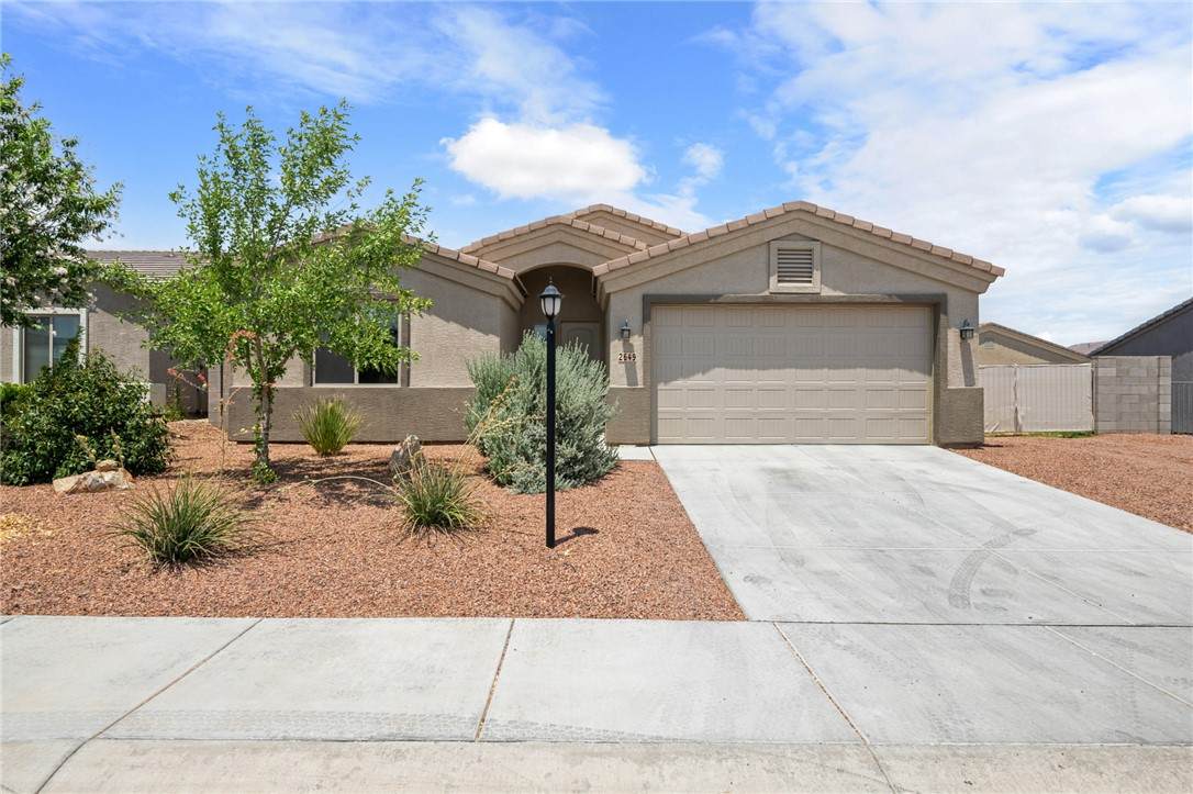 2649 Luna Vista - Photo 1