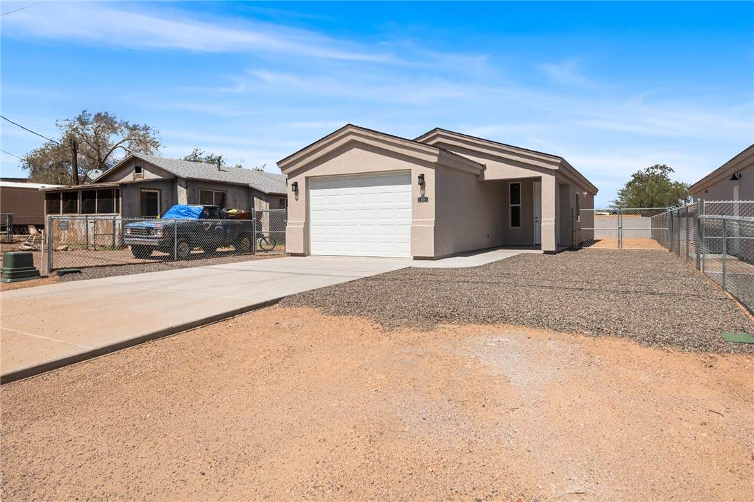 875 Beverly Avenue - Photo 1