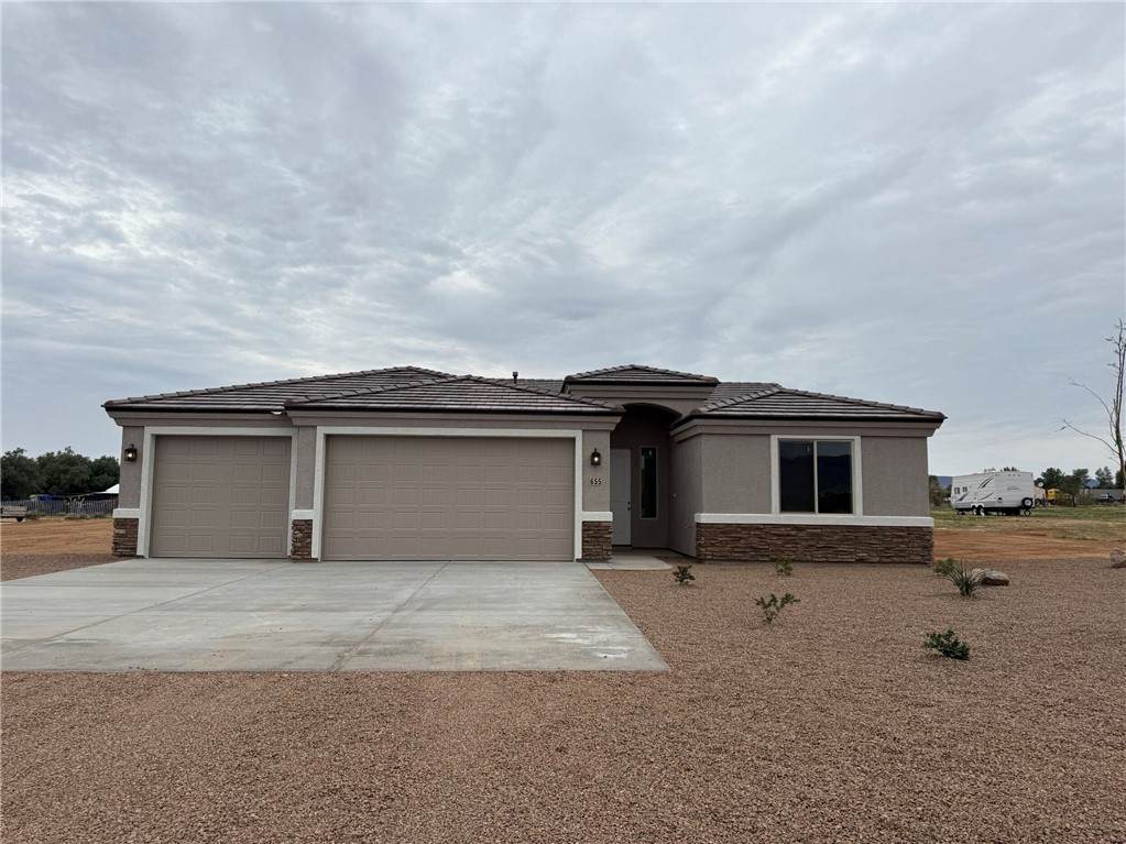 655 Verde Road - Photo 1