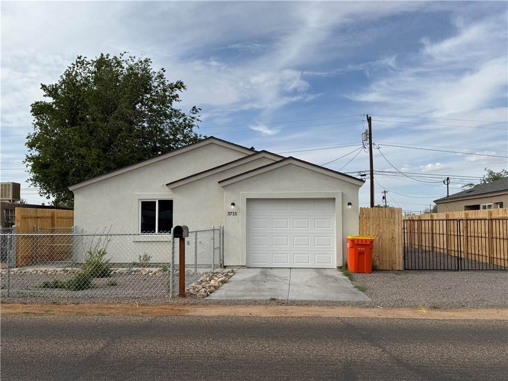 3715 Northern Avenue - Photo 1