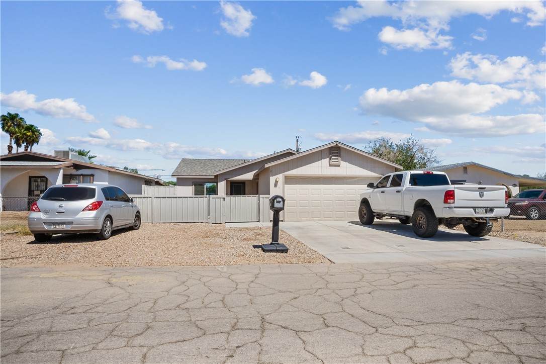 239 Tanglewood Lane - Photo 1