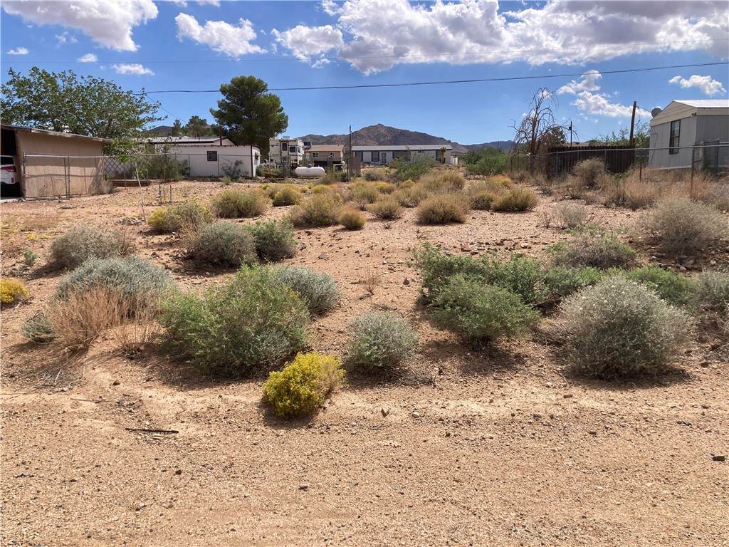 9430 N Diamond Bar Ave - Photo 1