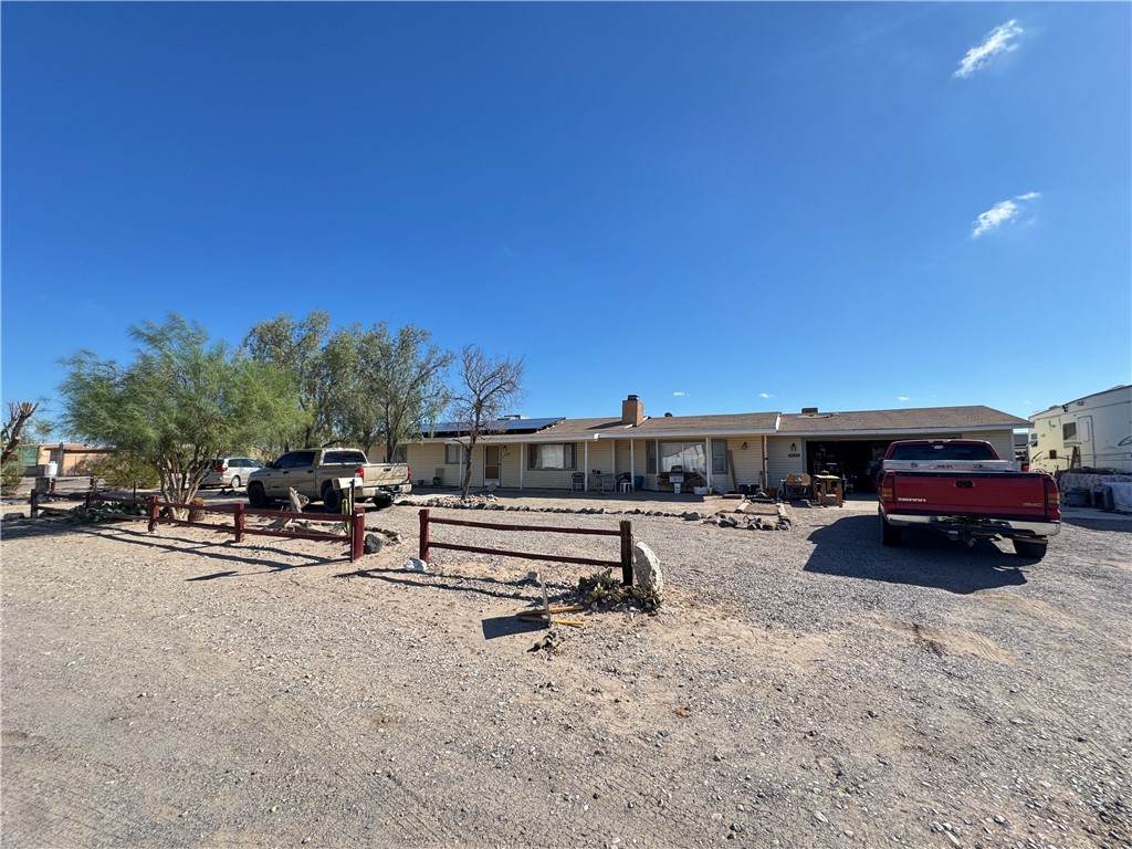 5628 Mission Road - Photo 1