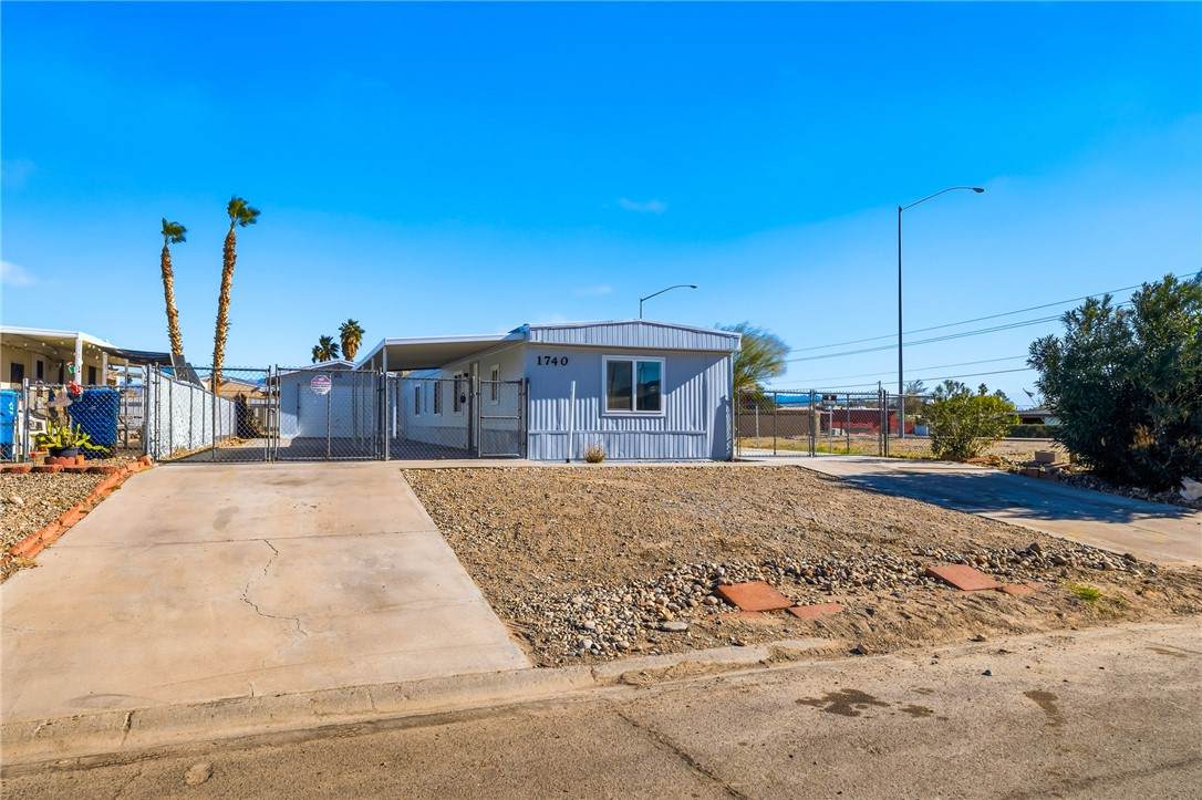1740 Bluebonnet Boulevard - Photo 1