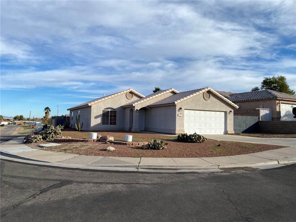 1589 Mariposa Way - Photo 1