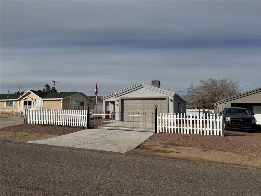2695 Ames Avenue - Photo 1