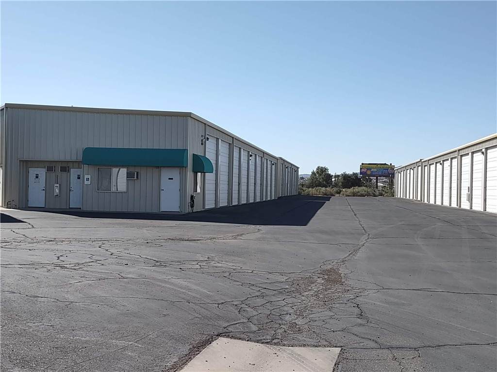 1300 Empire Road - Photo 1