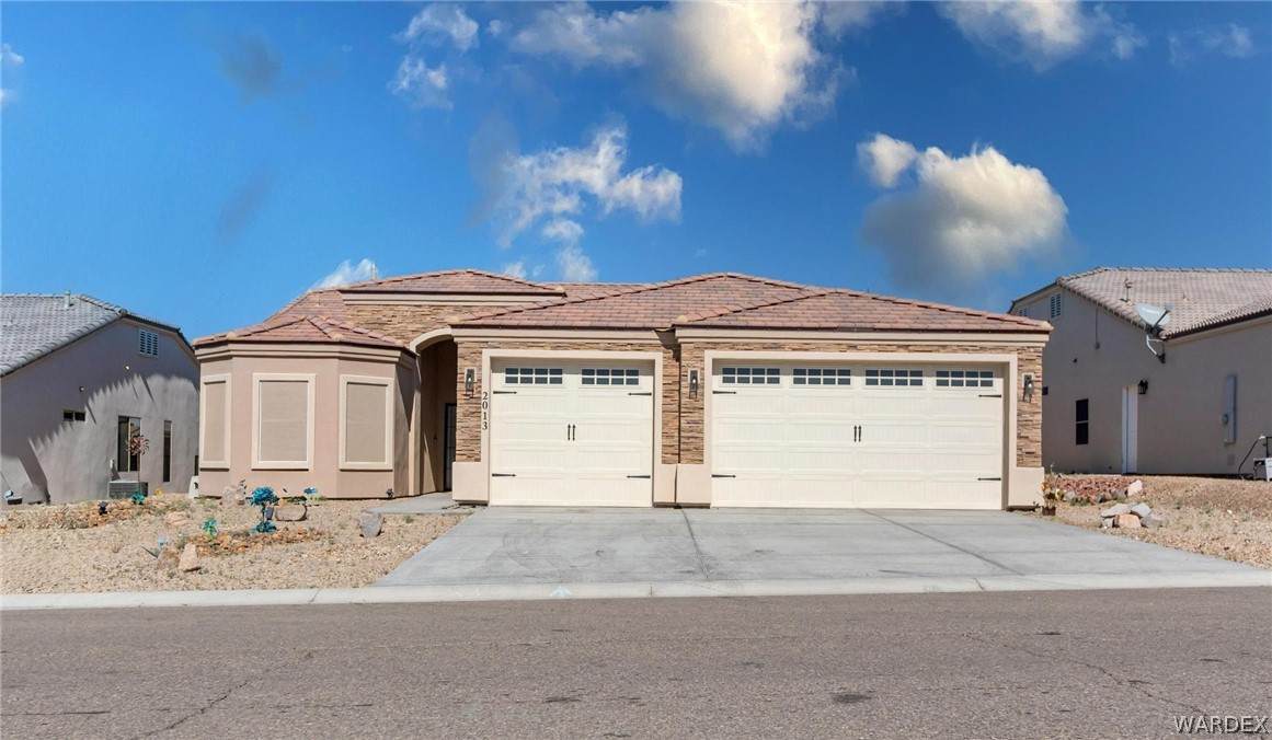 2013 Valor Drive - Photo 1