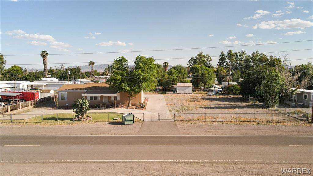 1916 Plantation Road - Photo 1