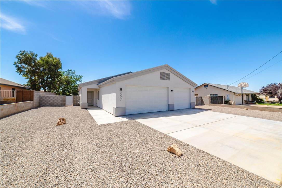3225 Jewel Street - Photo 1