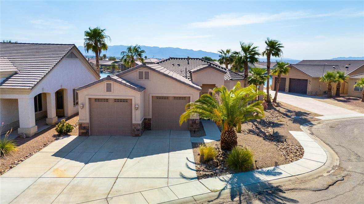 10715 Blue Water Bay - Photo 1