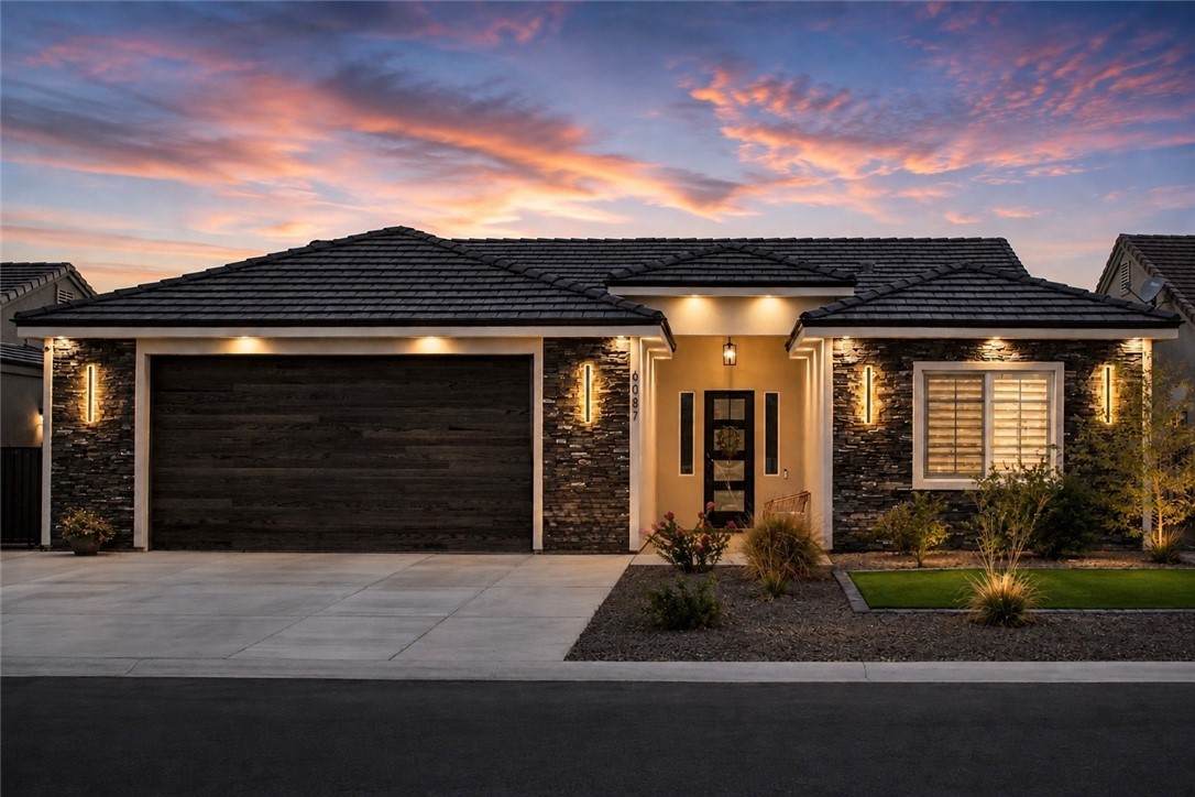 6087 Lago Grande Drive - Photo 1