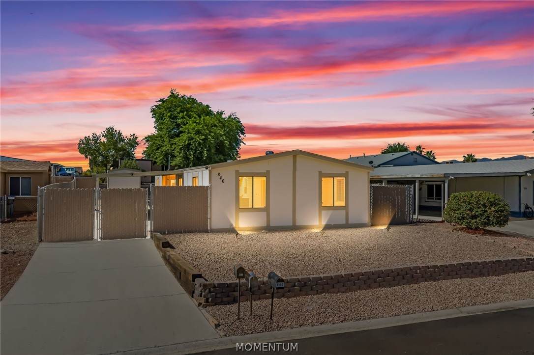 840 Roadrunner Drive - Photo 1