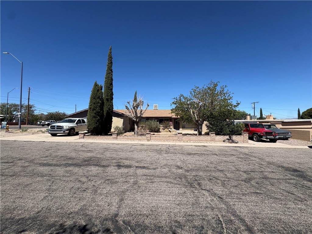 1907 Pico Street - Photo 1