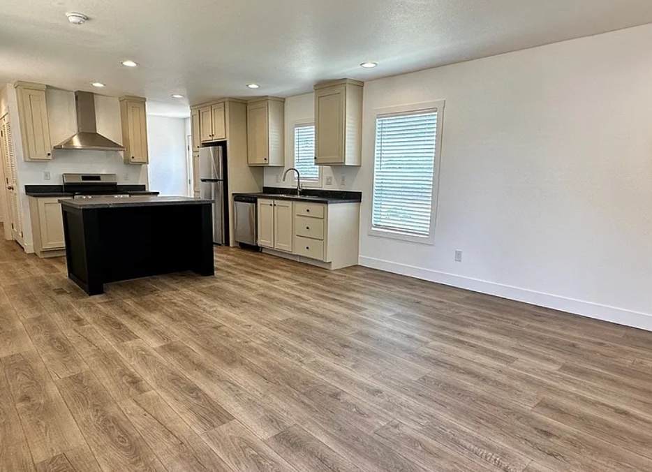 3139 Potter Avenue - Photo 1