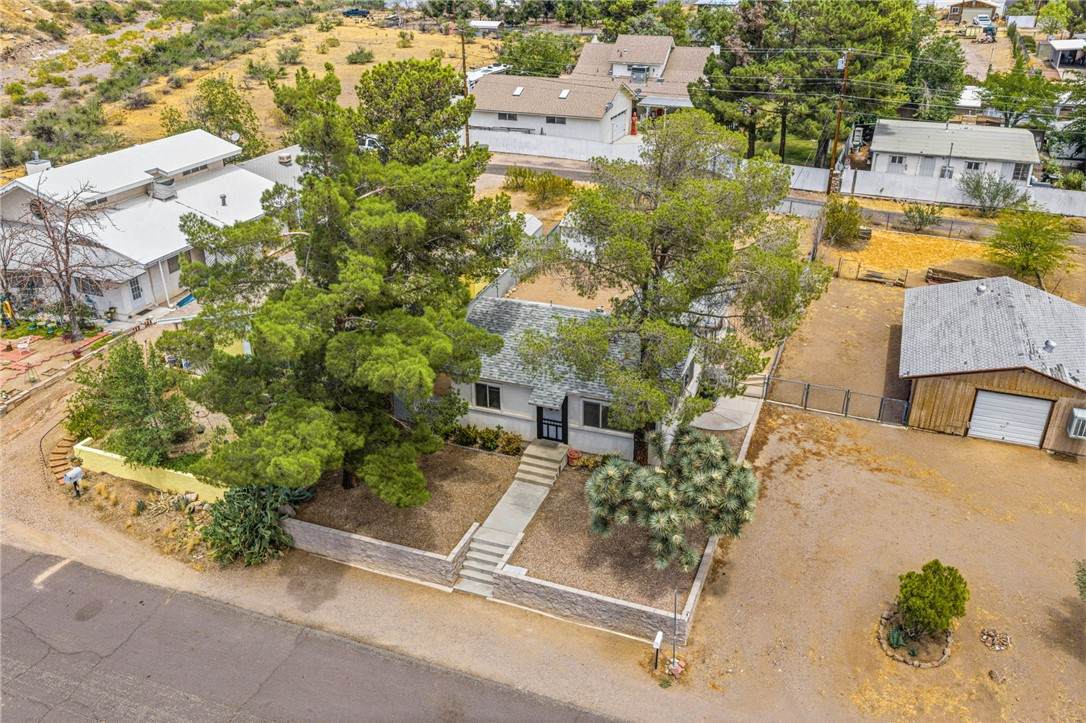 609 Silver Street - Photo 1
