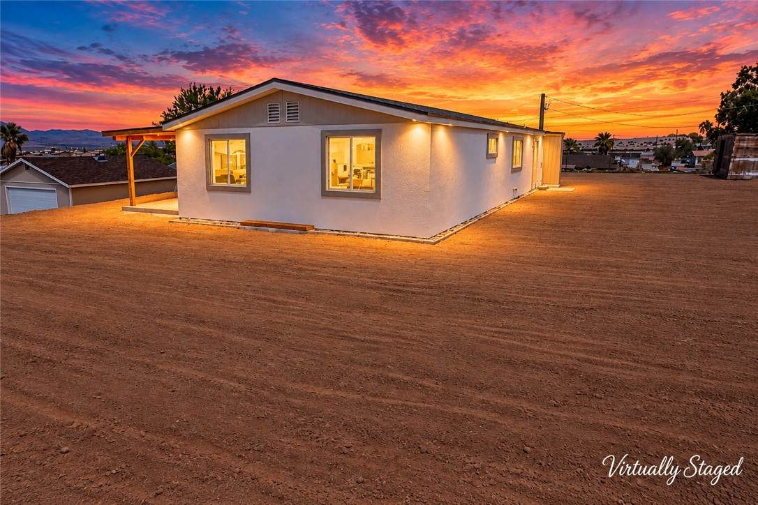 2442 Blackfoot Road - Photo 1