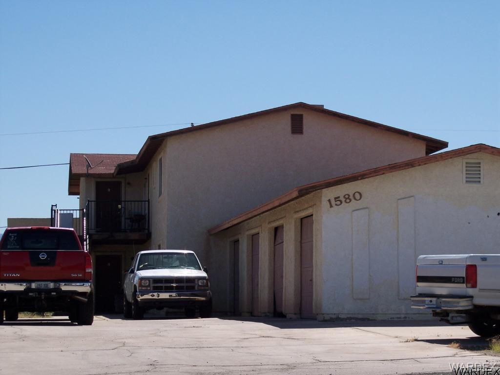 1580 Sierra Vista Drive - Photo 1