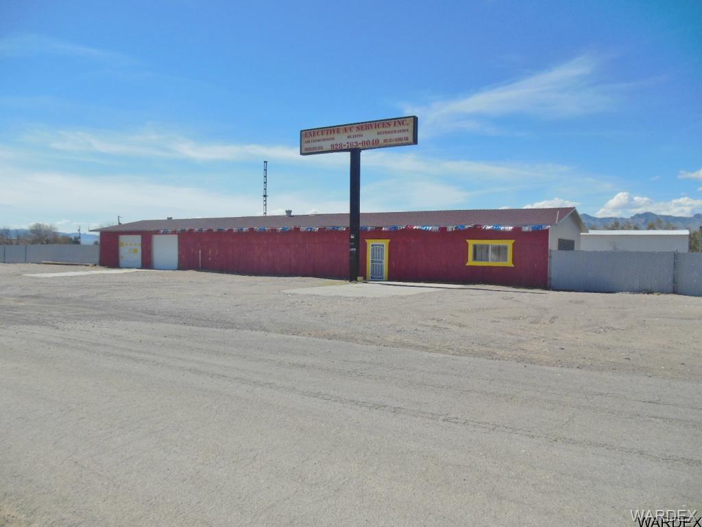 1370 Valencia Road - Photo 1