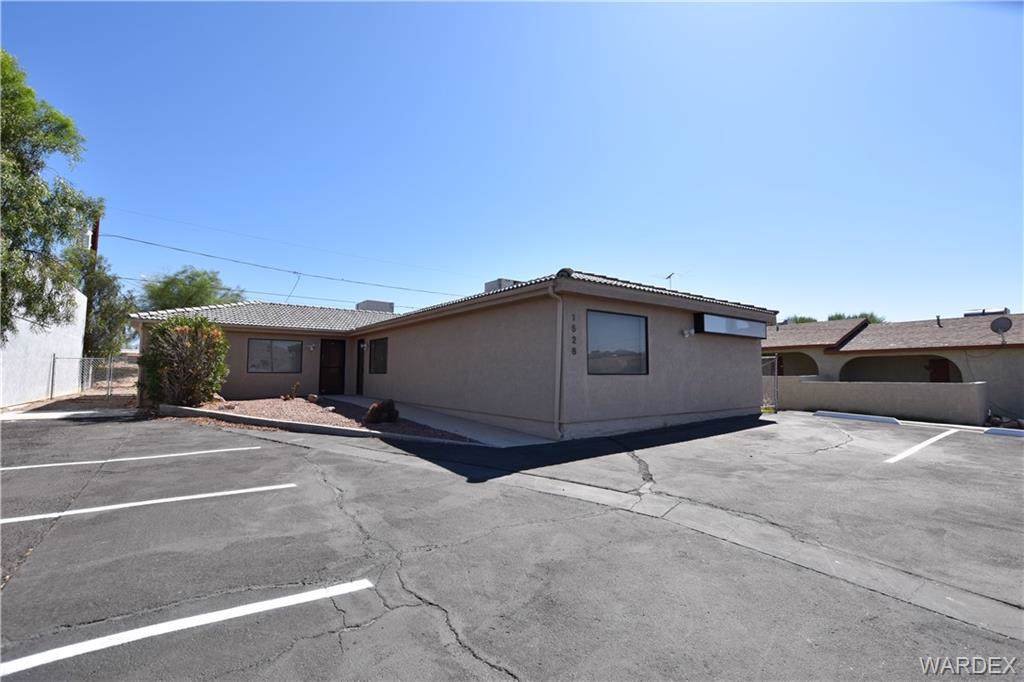 1526 Sierra Vista Drive - Photo 1