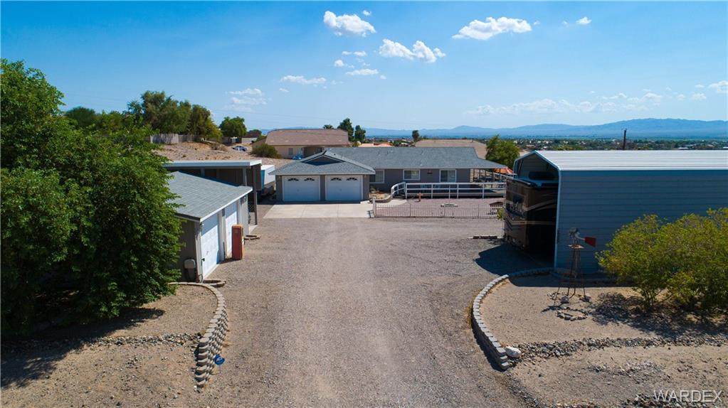 2072 Mullholland Drive - Photo 1