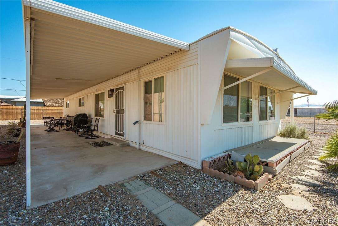 559 Malibu Circle - Photo 1