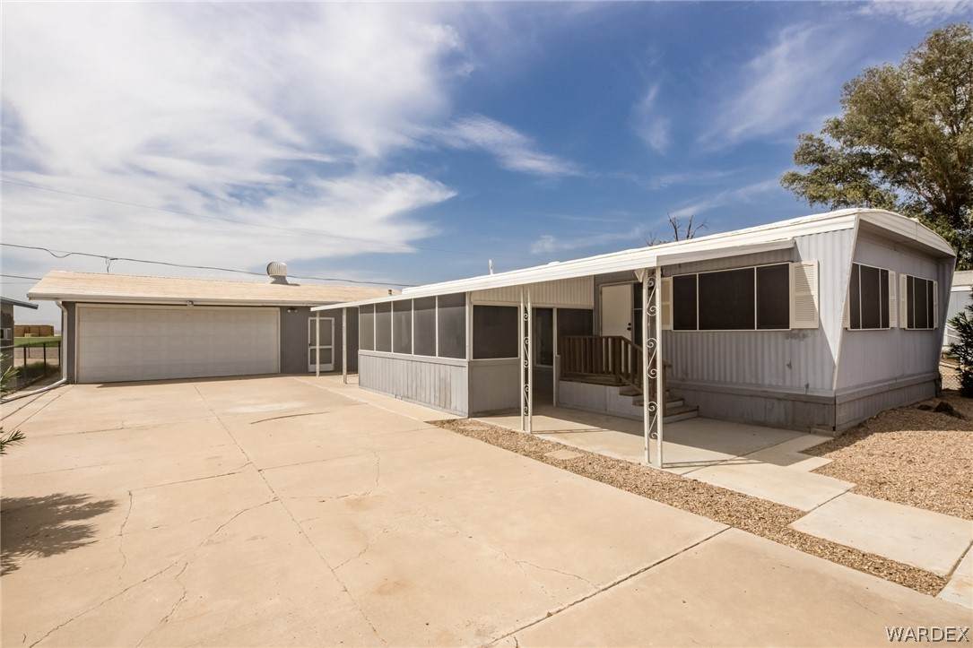 610 Border Lane - Photo 1