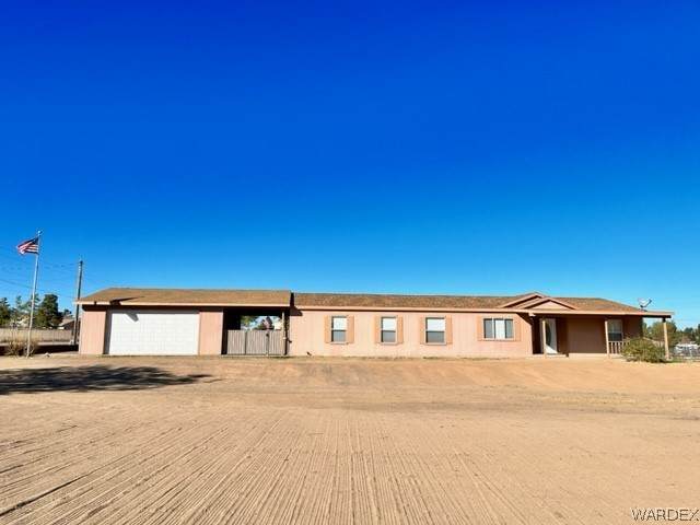 4200 Shadow Road - Photo 1