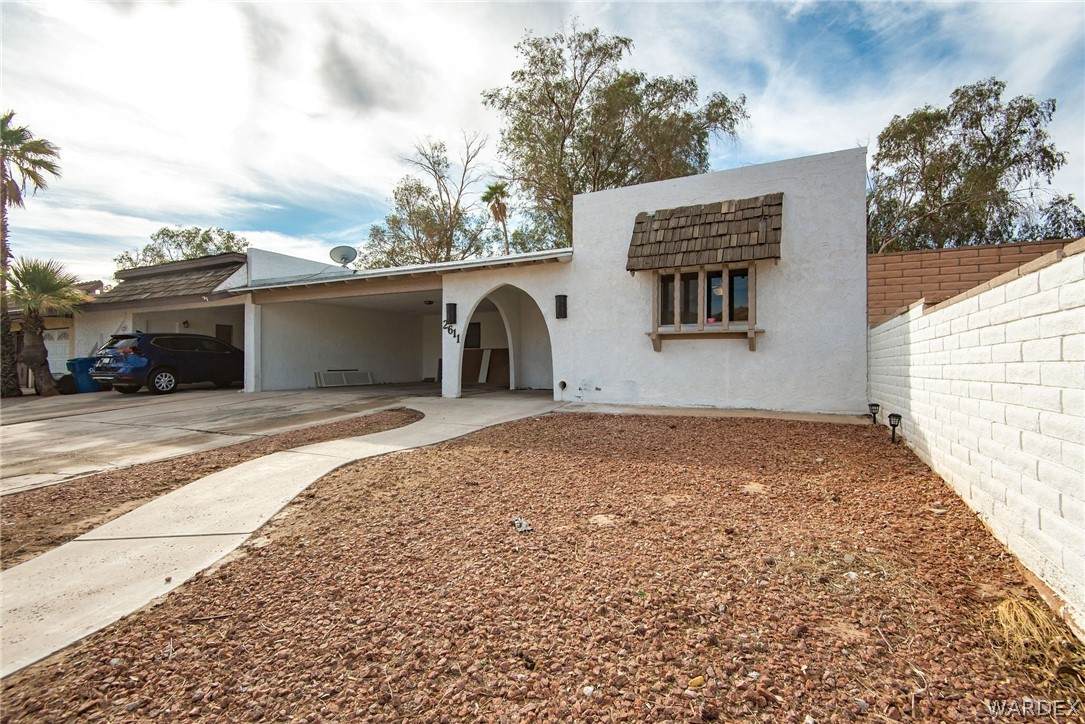 2611 Country Club Drive - Photo 1