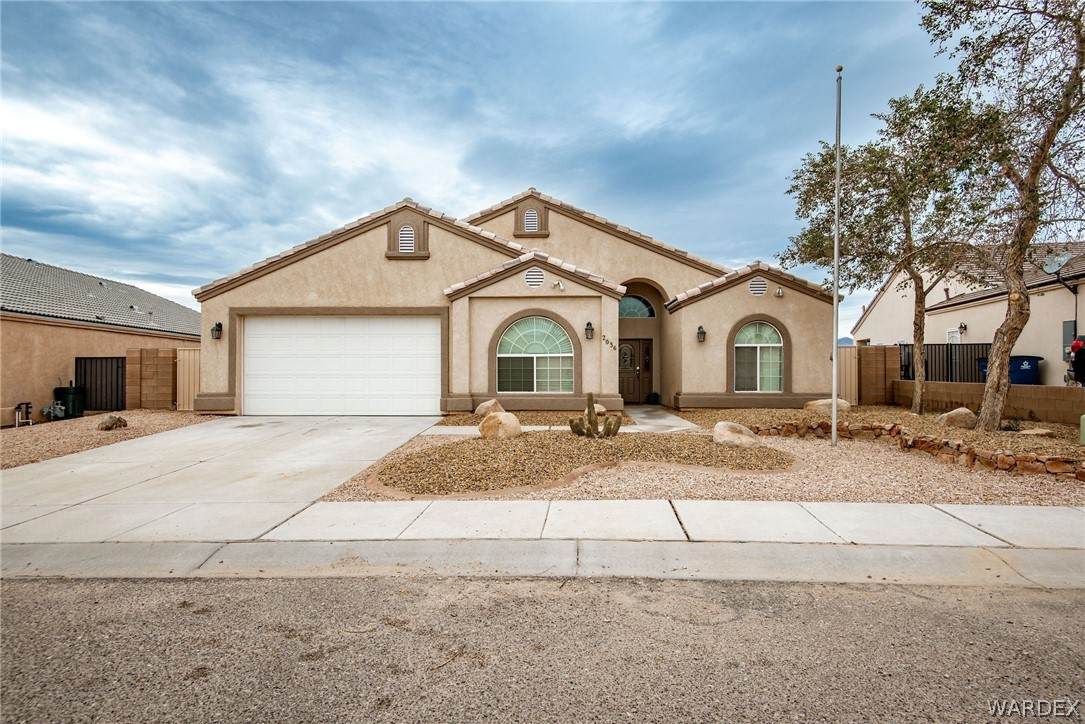 2036 Mesa Verde Way - Photo 1