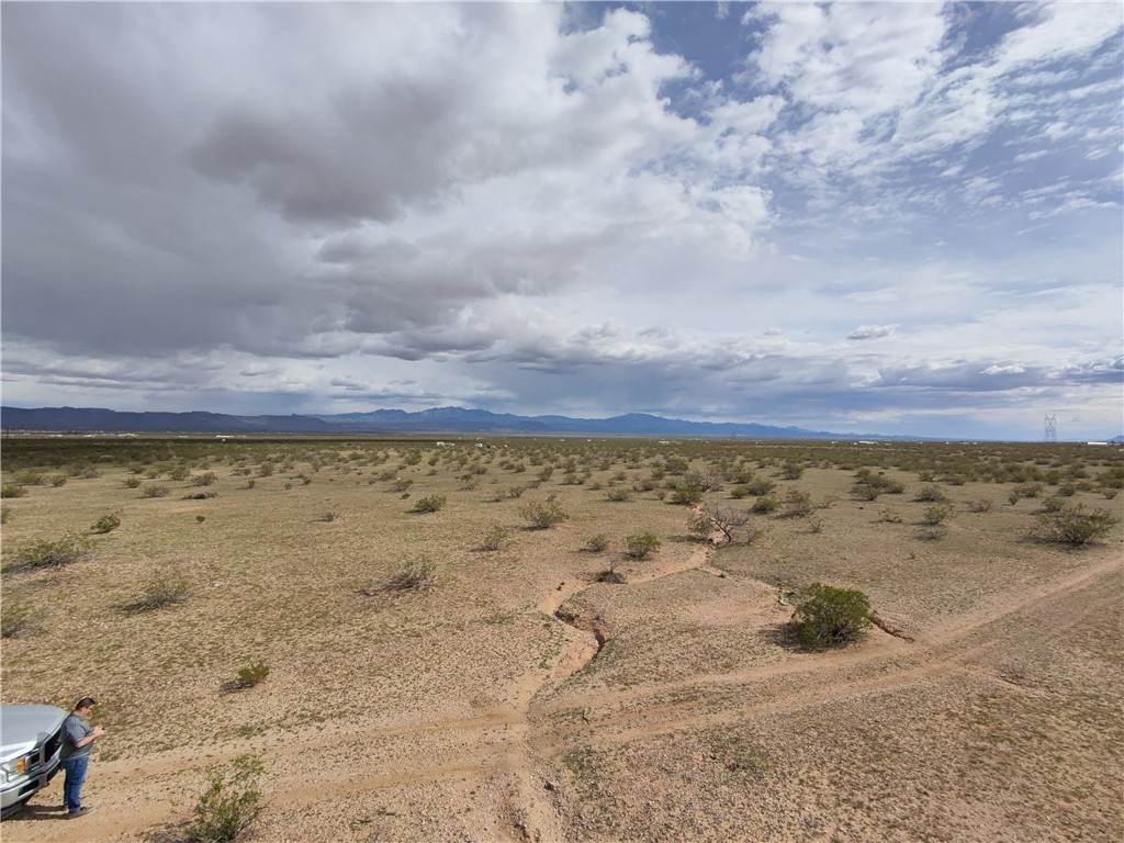 306-23-063 Concho Road - Photo 1