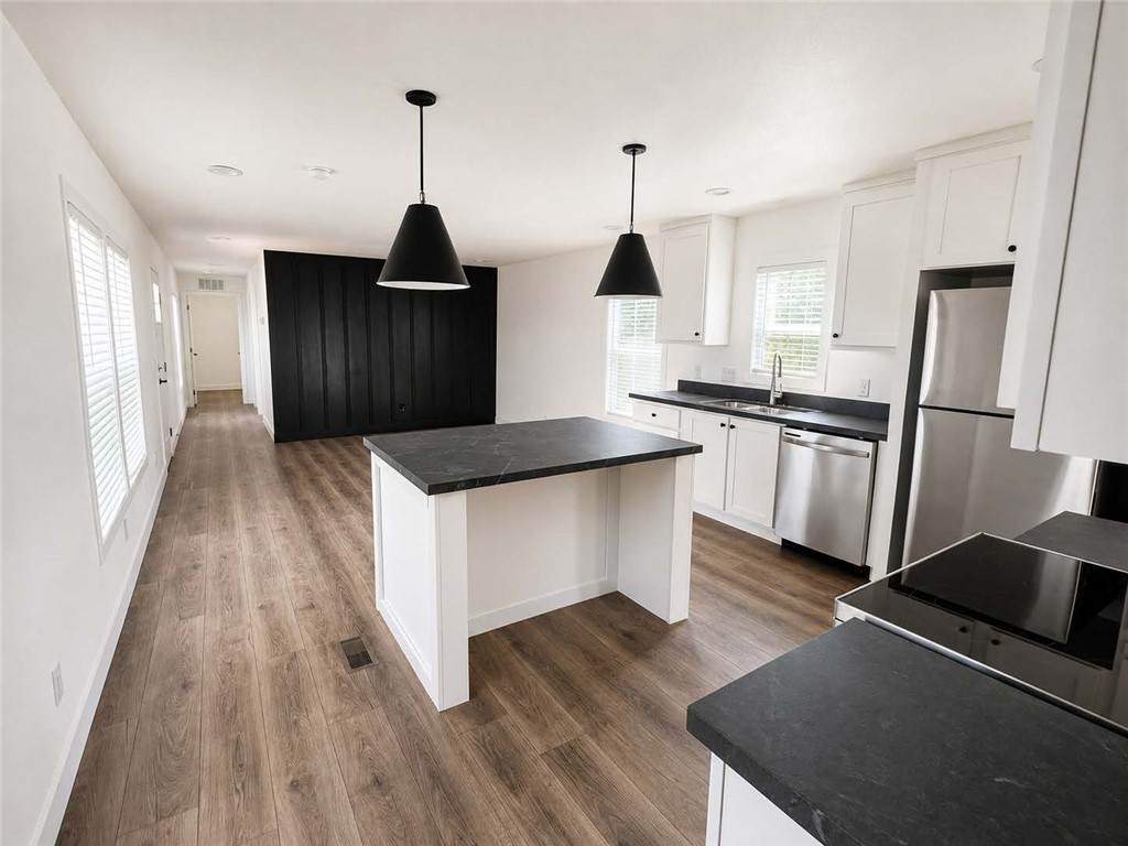 3139 Potter Avenue - Photo 1