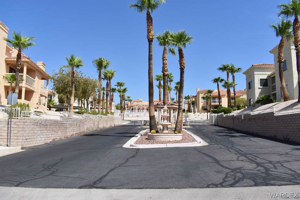 1964 Las Palmas Lane - Photo 1