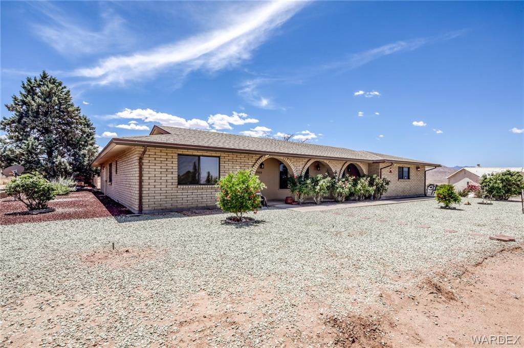 7922 Saddleback Drive - Photo 1