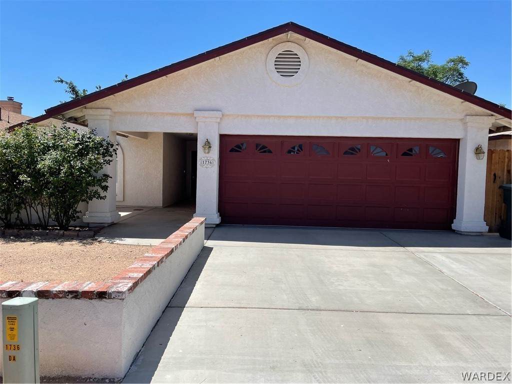 1736 Davis Avenue - Photo 1
