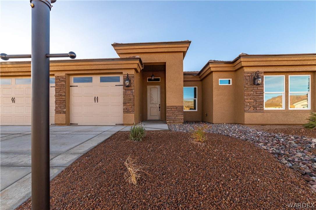 2226 Dollarhide Drive - Photo 1